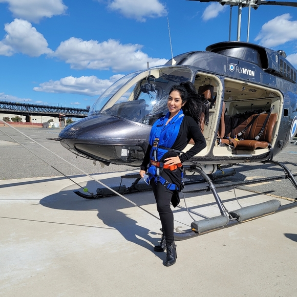 Meet your Posher, Alicia 💗💕💗 - Picture 10 of 16